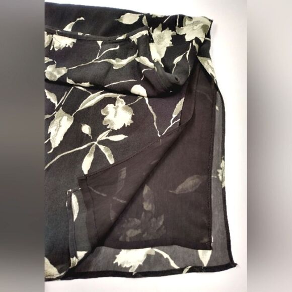 Mondi Floral Skirt & Square Scarf Rolled Hem Sheer Lined - Picture 6 of 10